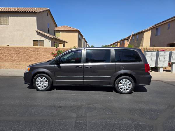 2015 Dodge Grand Caravan SE Front-wheel Drive Passenger Van Automatic — photo 6
