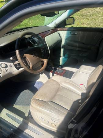 2006 Cadillac DTS Livery 4dr Sedan Automatic — photo 5