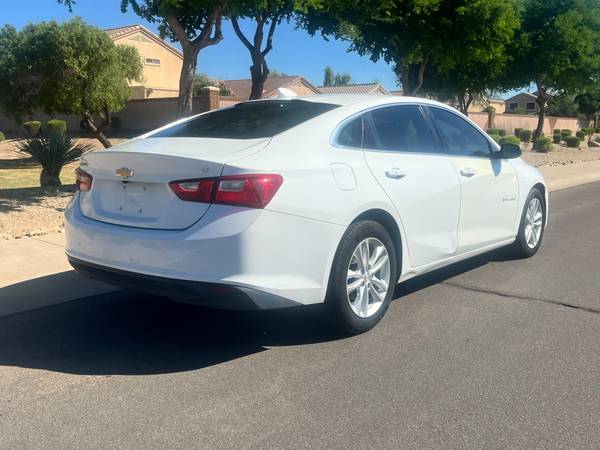 2018 Chevrolet Malibu LT 4dr Sedan Automatic — photo 4