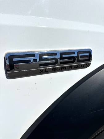 2007 Ford F550 Ft — photo 11