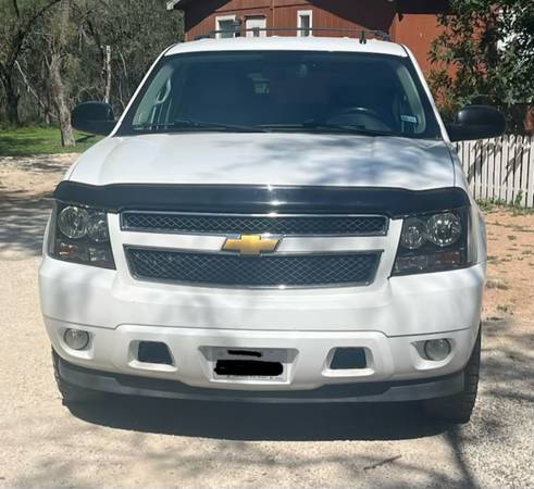 2013 Chevrolet Tahoe LT 4x2 Automatic — photo 1