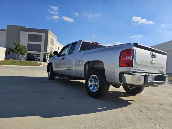 2011 Chevrolet Silverado 1500 LT — photo 9