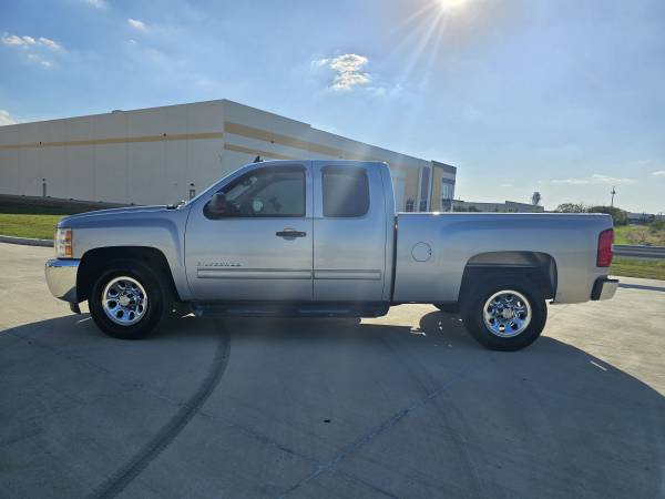 2011 Chevrolet Silverado 1500 LT — photo 11