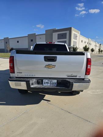 2011 Chevrolet Silverado 1500 LT — photo 7