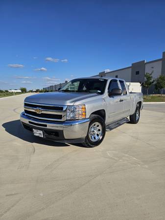 2011 Chevrolet Silverado 1500 LT — photo 1