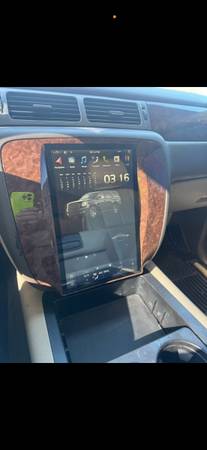 2012 GMC Yukon SLT 4x2 Automatic — photo 3
