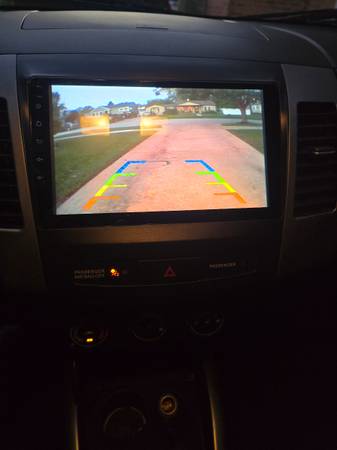 2009 Mitsubishi Outlander SE 4dr 4x4 CVT — photo 10