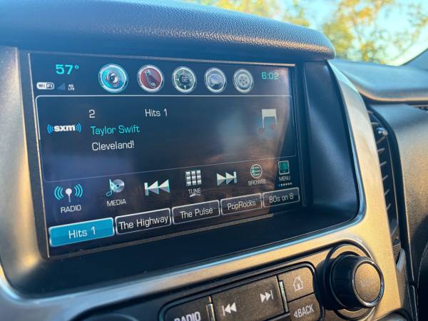 2017 Chevrolet Tahoe Premier 4x4 Automatic — photo 11