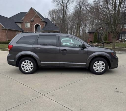 2018 Dodge Journey SXT 4dr All-wheel Drive Automatic — photo 3
