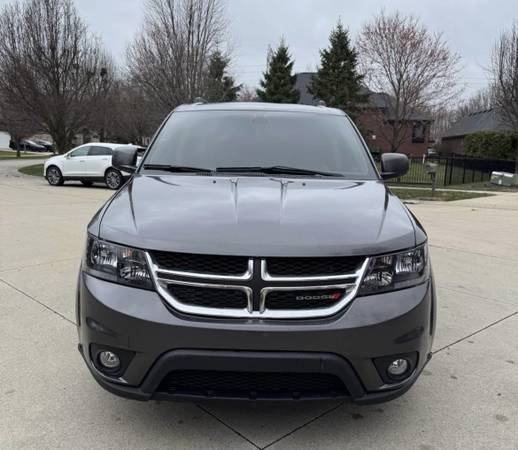 2018 Dodge Journey SXT 4dr All-wheel Drive Automatic — photo 2