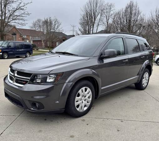 2018 Dodge Journey SXT 4dr All-wheel Drive Automatic — photo 1
