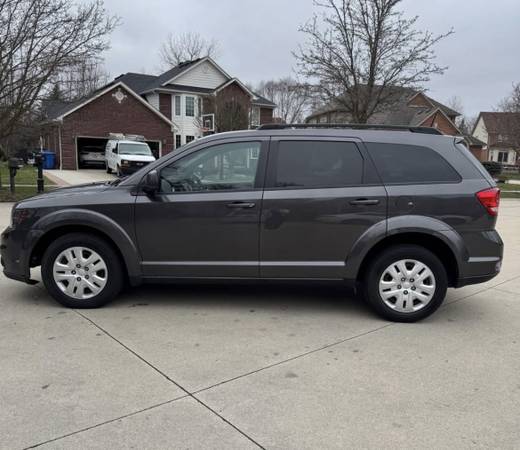 2018 Dodge Journey SXT 4dr All-wheel Drive Automatic — photo 5