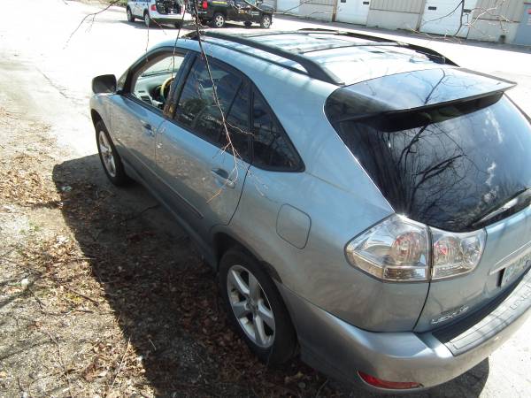 2006 Lexus RX 330 Base All-wheel Drive Automatic — photo 2