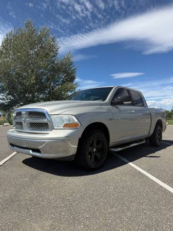 2010 Dodge RAM 2500 ST 4x4 Crew Cab 149 in. WB Automatic — photo 5
