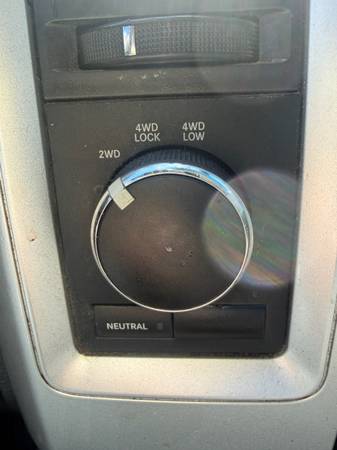 2010 Dodge RAM 2500 ST 4x4 Crew Cab 149 in. WB Automatic — photo 10