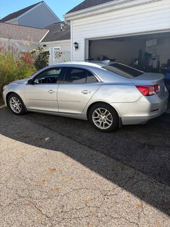 2015 Chevrolet Malibu LS 4dr Sedan Automatic — photo 2