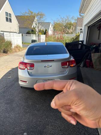 2015 Chevrolet Malibu LS 4dr Sedan Automatic — photo 5