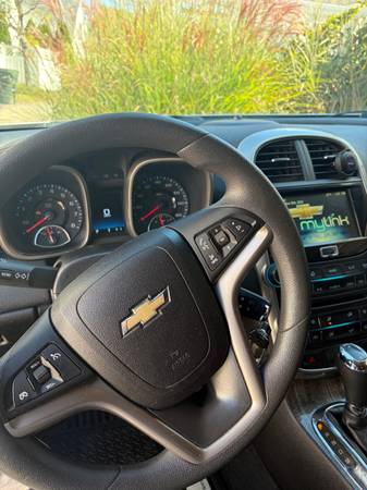 2015 Chevrolet Malibu LS 4dr Sedan Automatic — photo 6