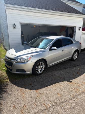 2015 Chevrolet Malibu LS 4dr Sedan Automatic — photo 1