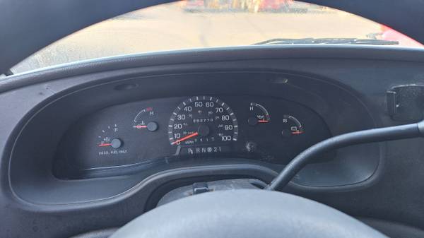 2003 Ford E 350 Super Duty XL Wagon Automatic — photo 12