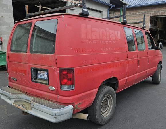 2003 Ford E 350 Super Duty XL Wagon Automatic — photo 4