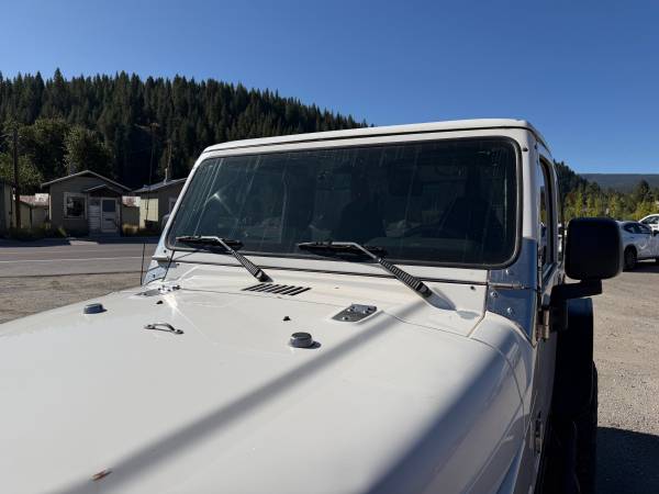 2000 Jeep Wrangler SE 2dr 4x4 Manual — photo 9