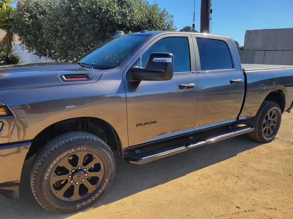 2025 RAM 2500 Big Horn — photo 3