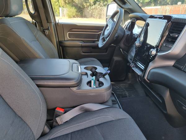 2025 RAM 2500 Big Horn — photo 11
