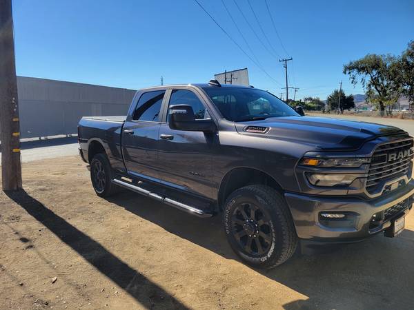 2025 RAM 2500 Big Horn — photo 1