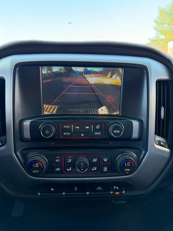 2015 GMC Sierra 1500 SLE 4x2 Crew Cab 5.75 ft. box 143.5 in. WB Automatic — photo 11