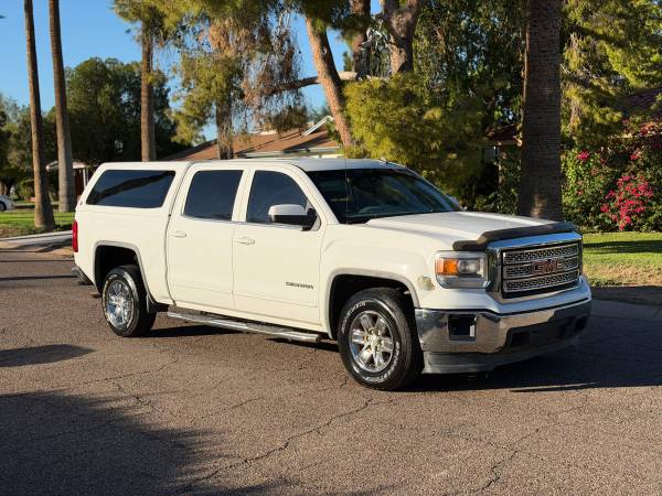 2015 GMC Sierra 1500 SLE 4x2 Crew Cab 5.75 ft. box 143.5 in. WB Automatic — photo 1