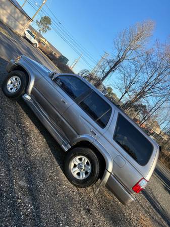 2002 Toyota 4runner SR5 V6 4dr 4x2 Automatic — photo 2