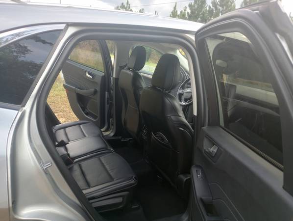 2022 Ford Escape SEL — photo 8