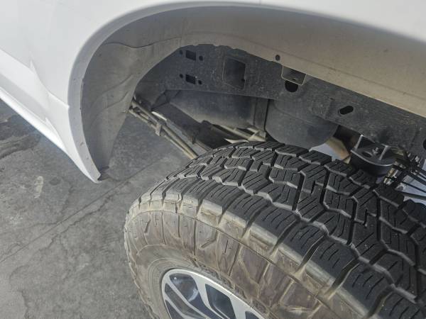 2016 Ford F-150 Platinum — photo 6