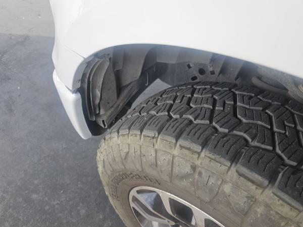 2016 Ford F-150 Platinum — photo 11