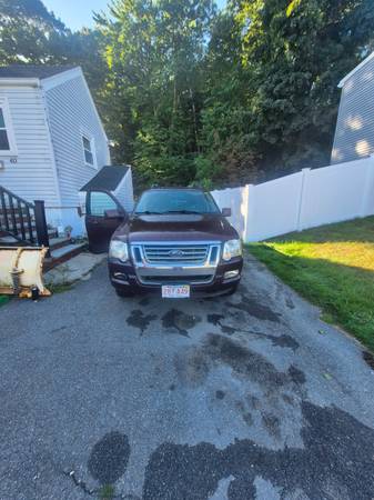 2007 Ford Explorer Sport Trac XLT 4dr 4x4 Automatic — photo 4