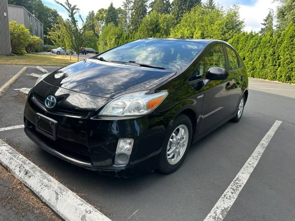 2010 Toyota Prius I — photo 1