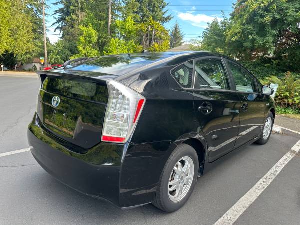 2010 Toyota Prius I — photo 5