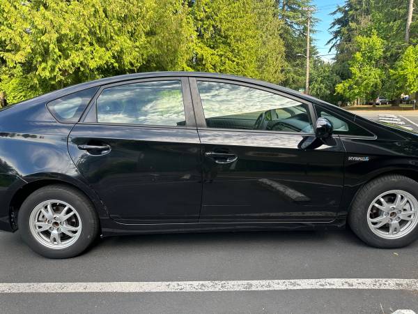 2010 Toyota Prius I — photo 6