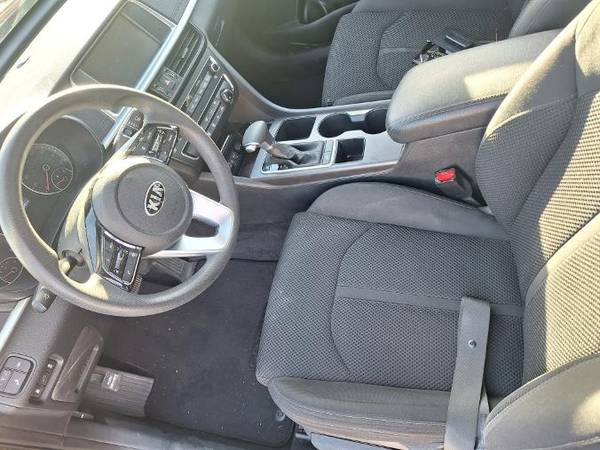 2019 KIA Optima S 4dr Sedan Automatic — photo 5