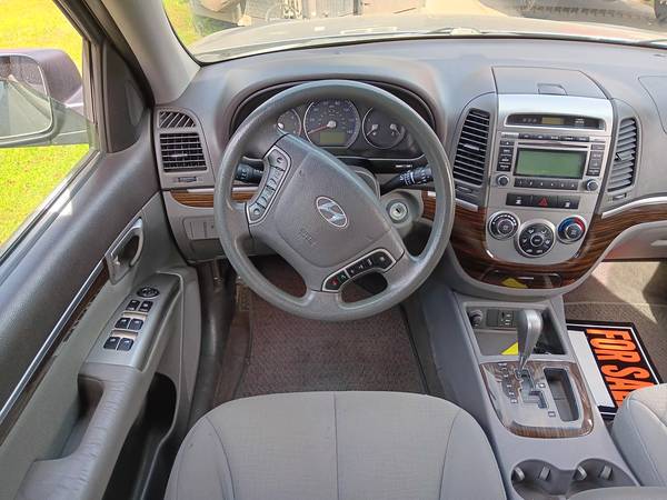 2011 Hyundai Santa FE GLS Front-wheel Drive Manual — photo 1