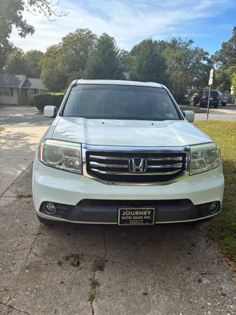 2013 Honda Pilot LX 4dr 4x4 Automatic — photo 1