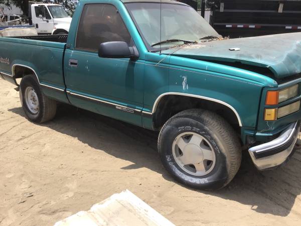 1995 GMC Sierra 1500 SL — photo 5