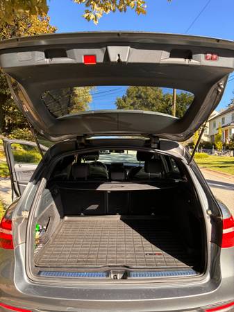 2018 Mercedes-Benz GLC 300 Base GLC 300 4dr 4x2 Automatic — photo 6
