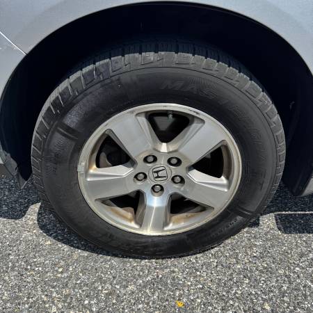 2010 Honda Pilot EX 4dr Front-wheel Drive Automatic — photo 7