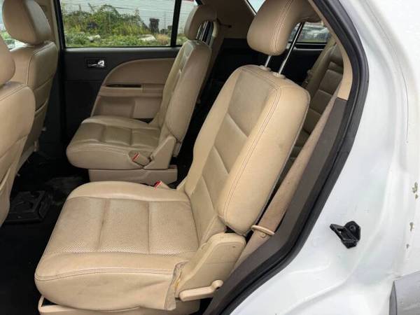 2008 Ford Taurus X SEL 4dr All-wheel Drive Automatic — photo 10