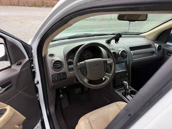 2008 Ford Taurus X SEL 4dr All-wheel Drive Automatic — photo 12