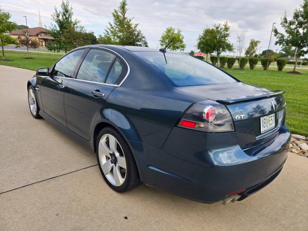 2009 Pontiac G8 Gt — photo 3