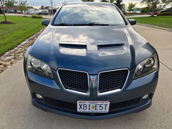 2009 Pontiac G8 Gt — photo 11