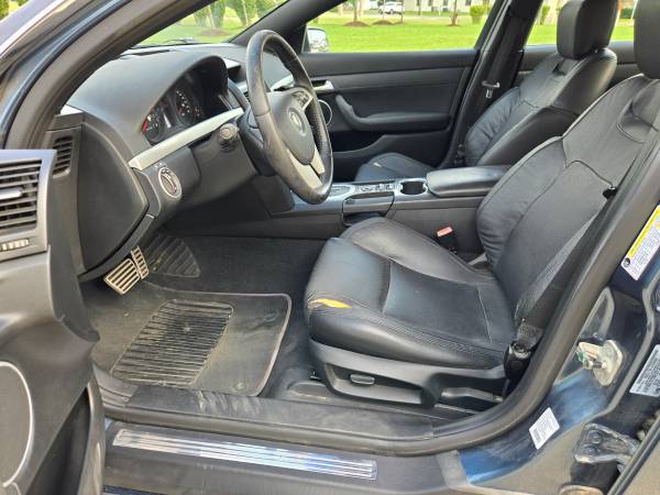 2009 Pontiac G8 Gt — photo 12